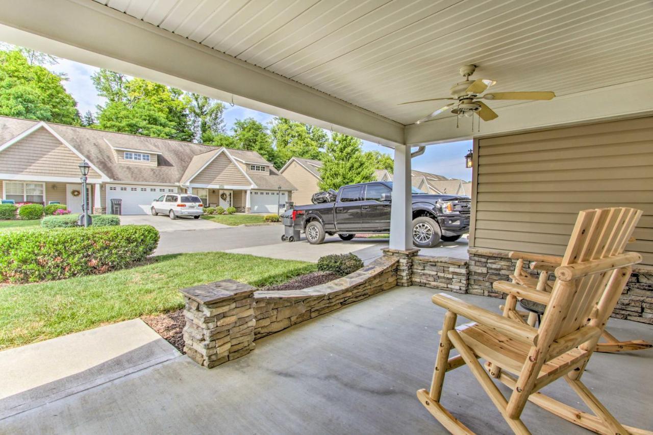 Home With Community Pool - 2 Miles To The Island! Pigeon Forge Luaran gambar